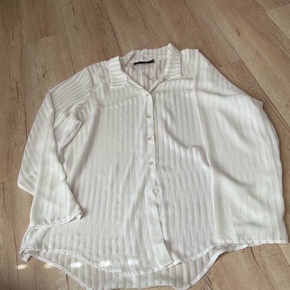 PrettyLittleThing Tops - PrettyLittleThing White Button Down Shirt